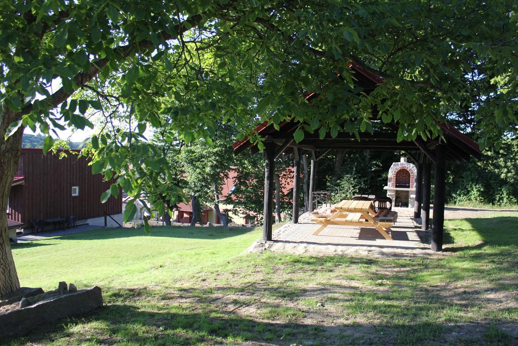 Rafaello Pokoje Goscinne Łagów Esterno foto
