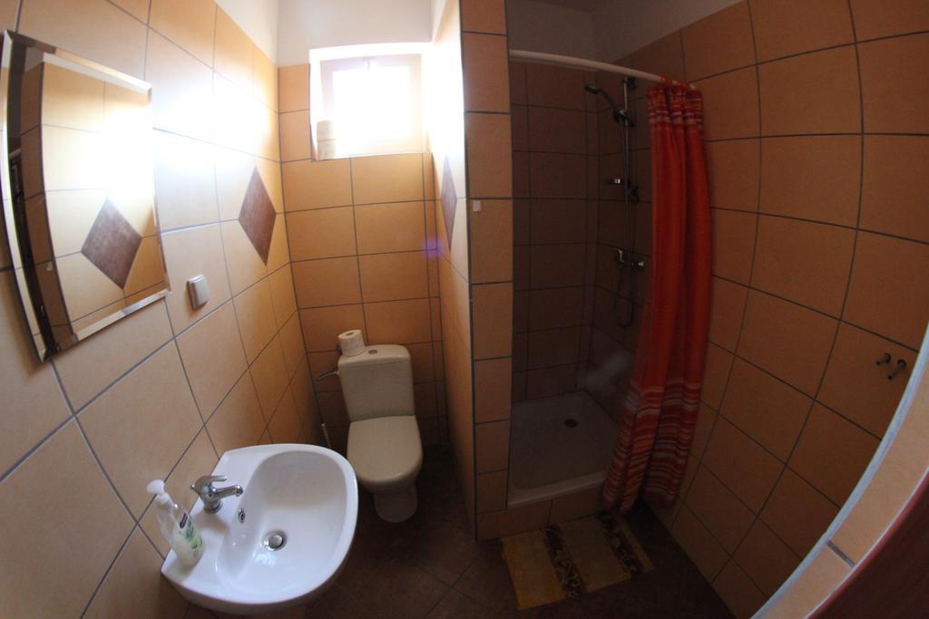 Rafaello Pokoje Goscinne Łagów Camera foto